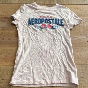 Aeropostale Women's Light Pink Graphic Tee